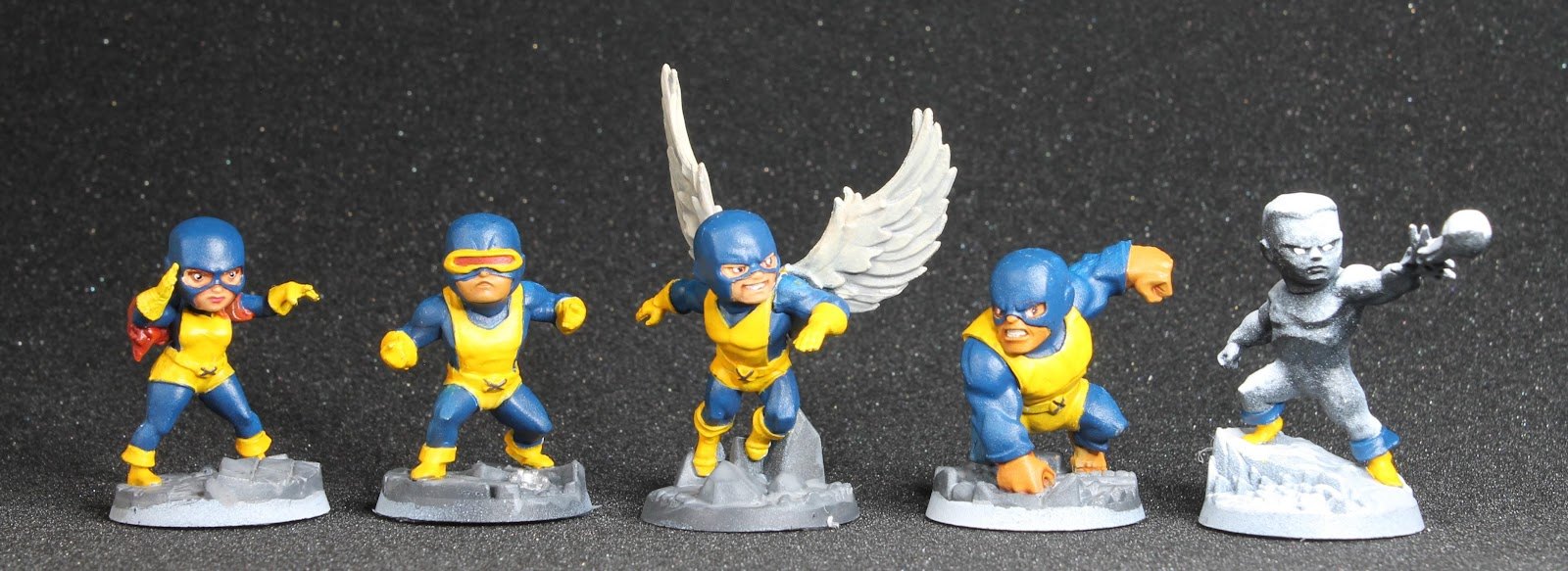 X-Men in yellow and blue, photo 1