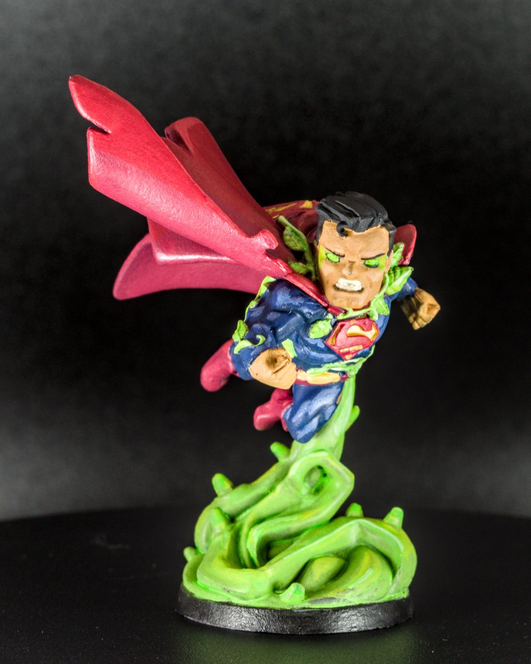 Poison Ivy & Controlled Superman, photo 3