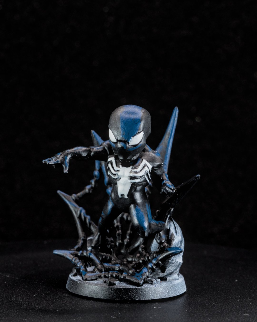Black suit Spider-Man, photo 2