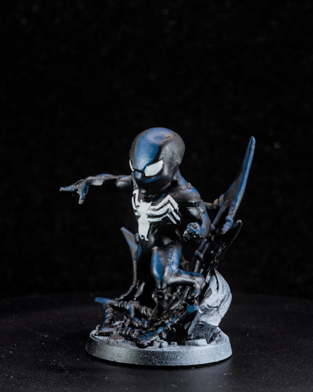 Black suit Spider-Man, photo 3